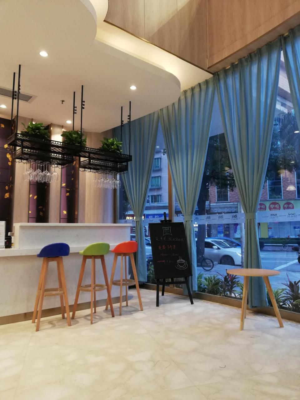 Ibis Styles Guangzhou Panyu Shiqiao Hotel Esterno foto