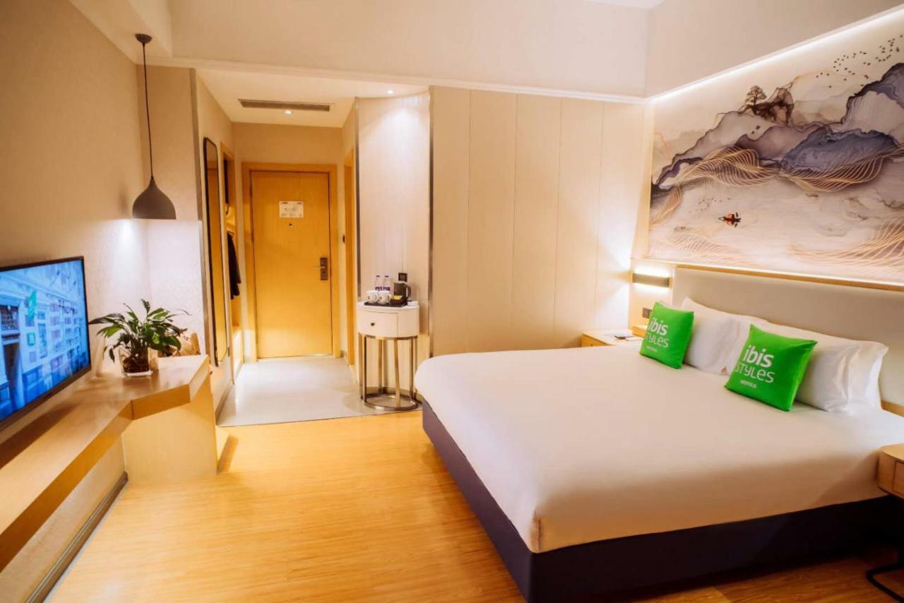 Ibis Styles Guangzhou Panyu Shiqiao Hotel Esterno foto