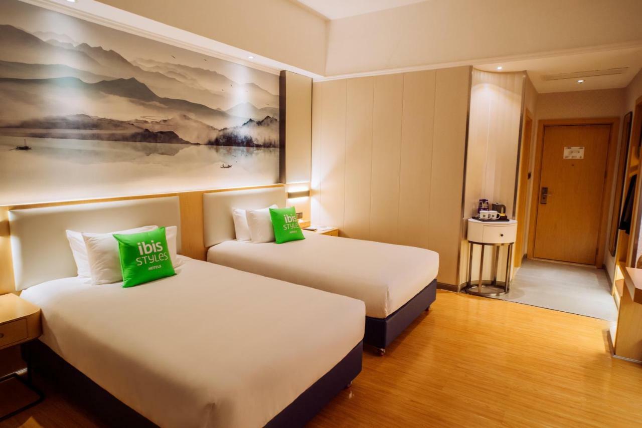 Ibis Styles Guangzhou Panyu Shiqiao Hotel Esterno foto